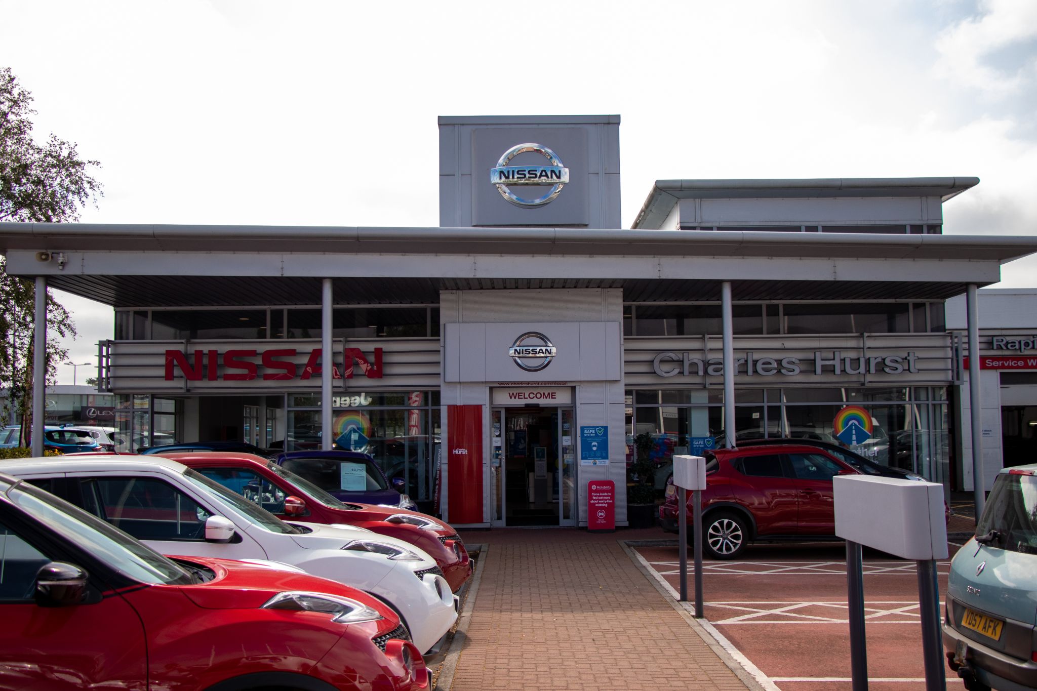 Charles Hurst Nissan Belfast Car dealership in Belfast AutoTrader